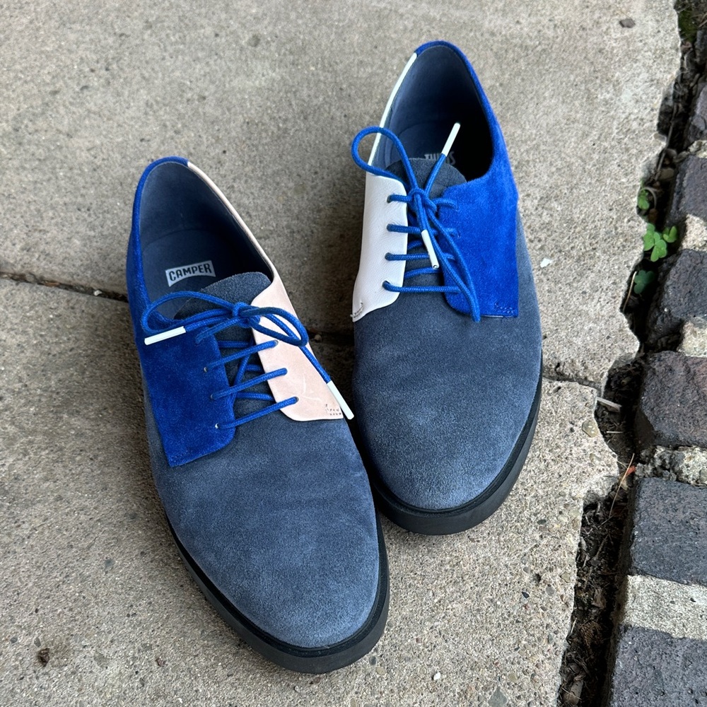 Camper TWINS Blue Suede Oxfords, size 41
